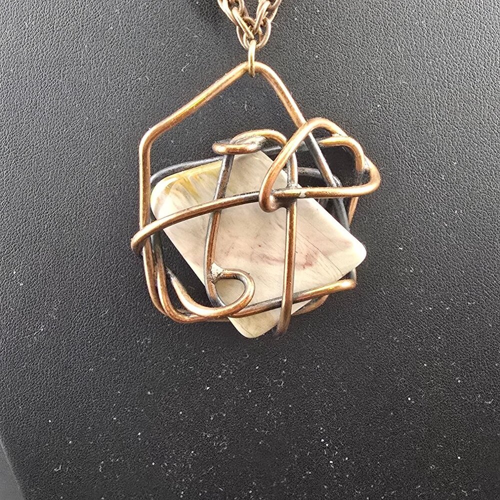 Vintage Copper Wire Wrapped Pendant Necklace W/ Stone Center & Chain By Kim - Picture 2 of 10
